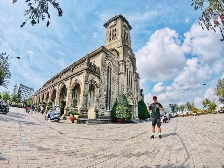Porta del Paradiso e Chiesa di Pietra