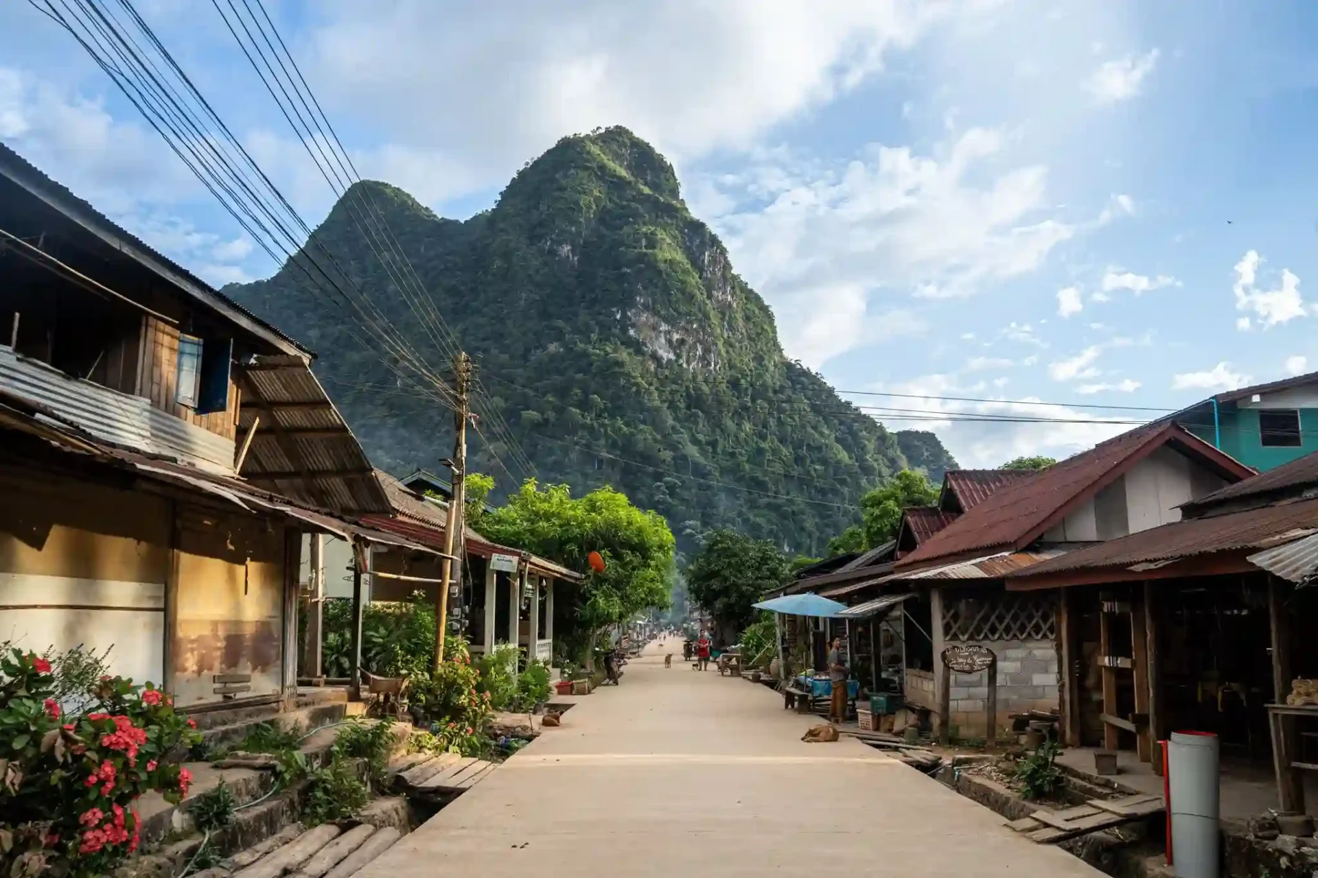 Muang Ngoi Viewpoint - Il Tramonto più Bello del Nord